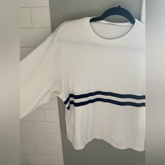 Brandy Melville Longsleeve - Picture 3 of 3